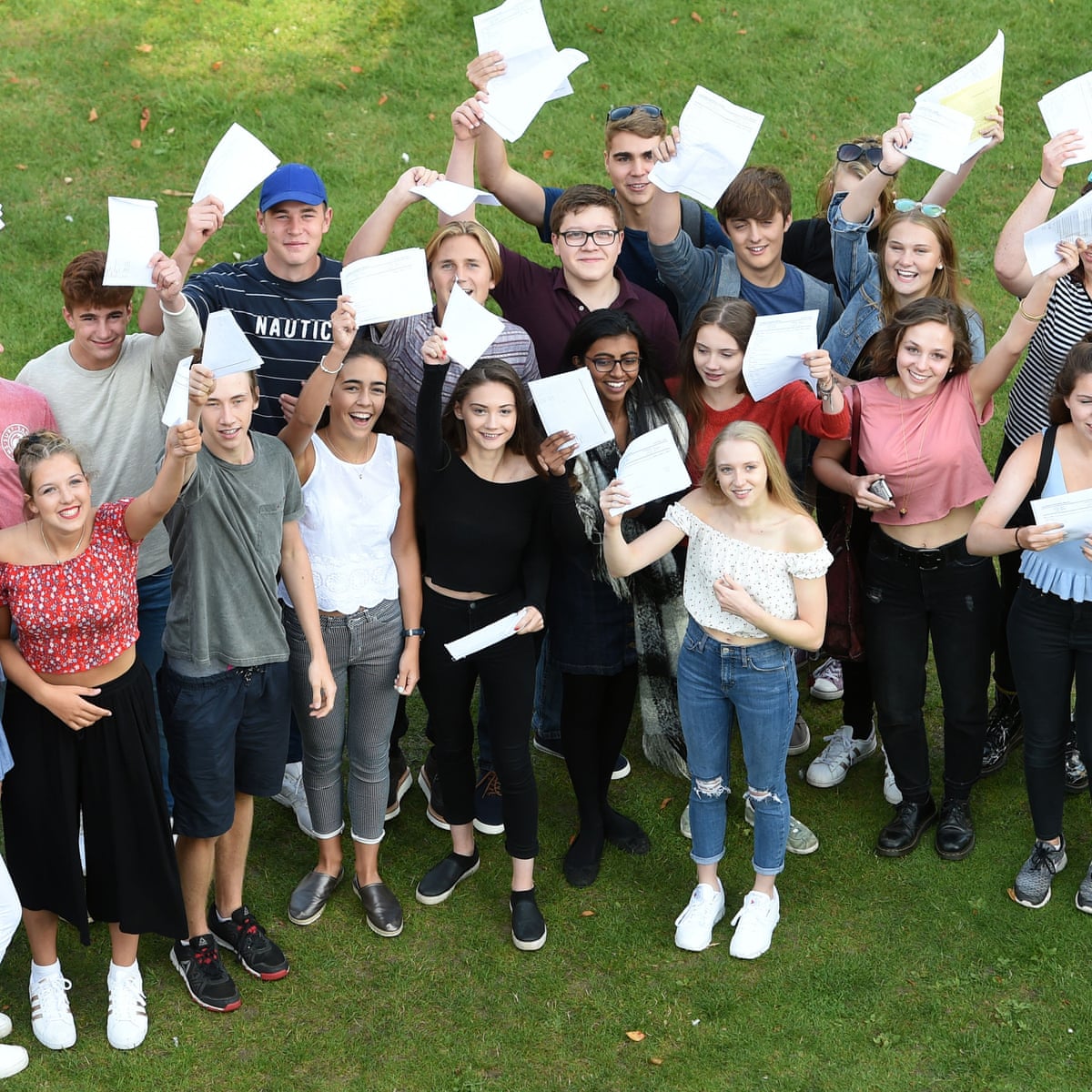 Gcse Results Day 17 Uk Students Get Their Grades As It Happened Education The Guardian Gcse Results Day 17 Uk Students Get Their Grades As It Happened Education The Guardian