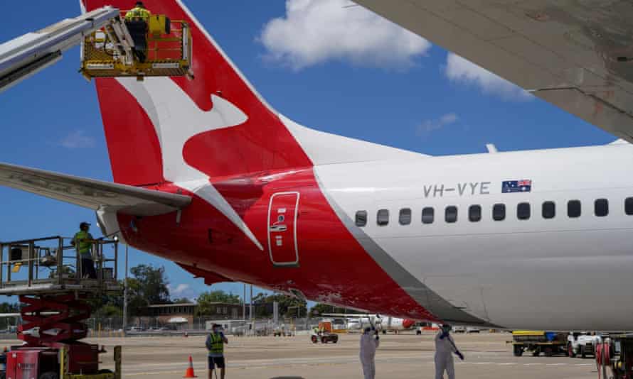 Qantas begins preparing planes for return of international flights in Sydney