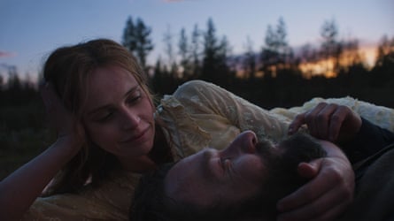 Felicity Jones and Joel Edgerton in Train Dreams.