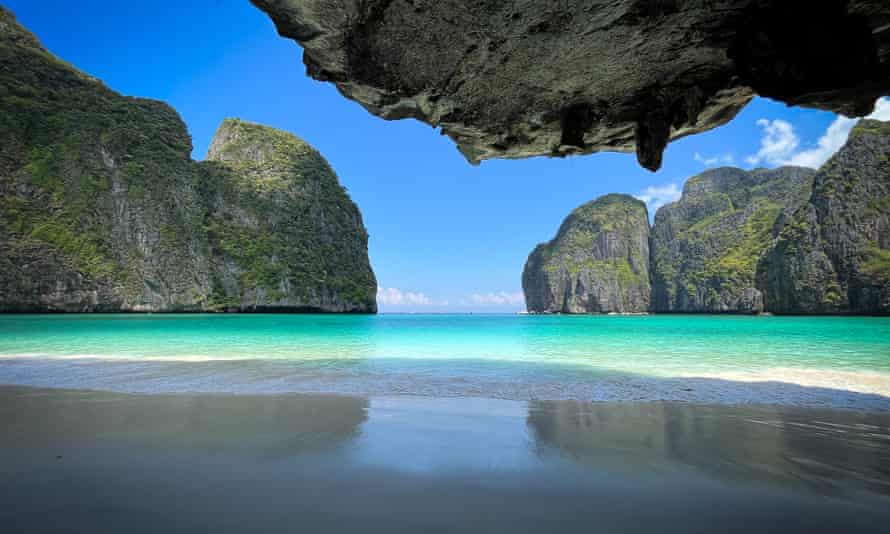 Walk a small  mode   and it is present  imaginable  to acquisition   Maya Bay without the crowds.