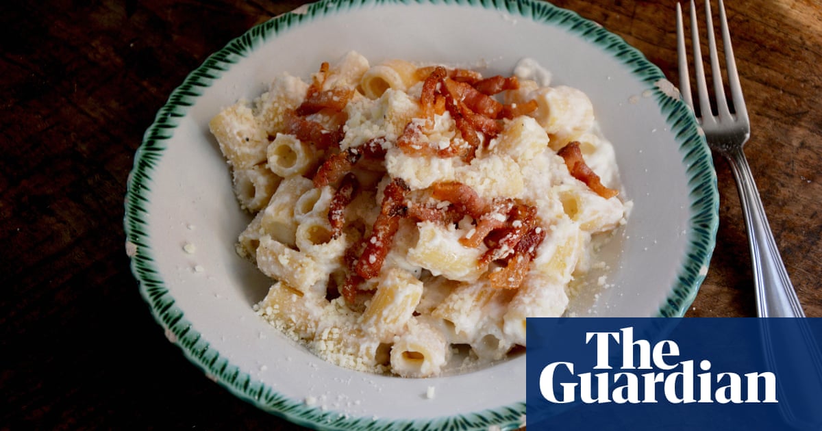 Rachel Roddy’s recipe for shepherd’s-style pasta with ricotta, pecorino and guanciale