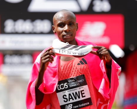 Sabastian Sawe breaks two-hour barrier to make history in London Marathon | London Marathon | The Guardian