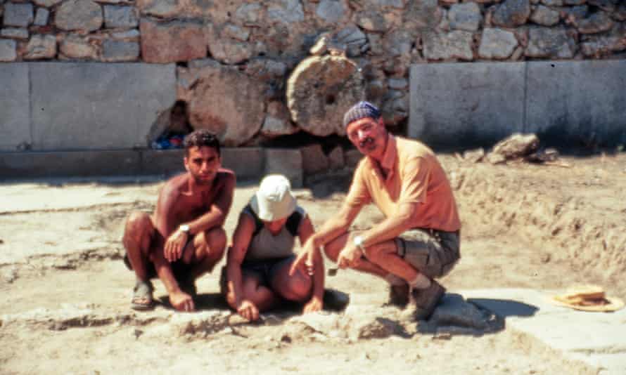 Ian Jenkins, right, and colleagues on an excavation at Cnidos, in south-west Turkey.