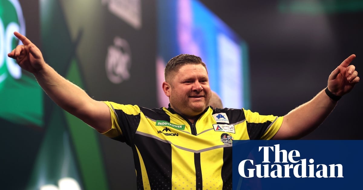 PDC world championship: James Hurrell stuns Stephen Bunting in thriller