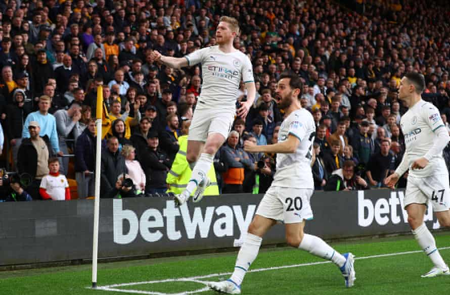 Kevin De Bruyne of Manchester City celebrates after opening the scoring.
