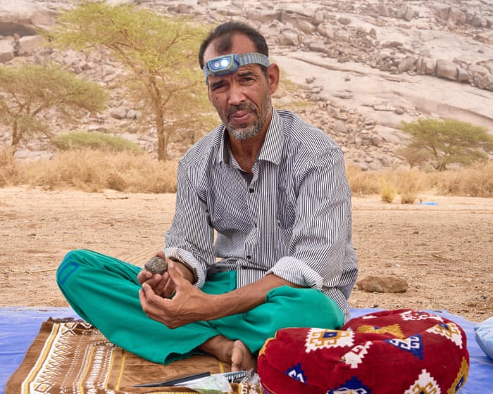 ‘A gift from heaven’: the TikTok traders of Mauritania’s meteorites