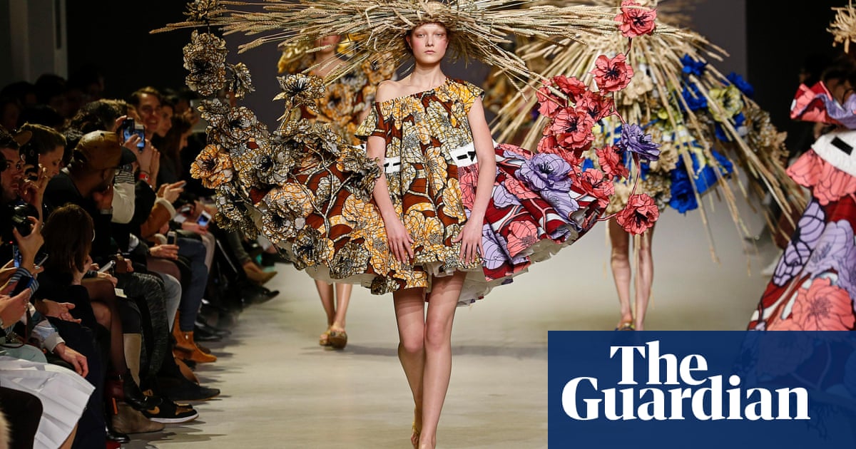 Viktor Rolf What We Make Should Look Like It Was Made By The Birds In Cinderella Fashion The Guardian Viktor Rolf What We Make Should Look Like It Was Made By The Birds In Cinderella Fashion The Guardian