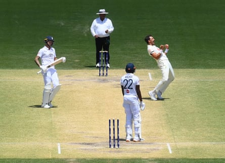 Mitchell Starc celebrates taking the wicket of Jofra Archer on Sunday
