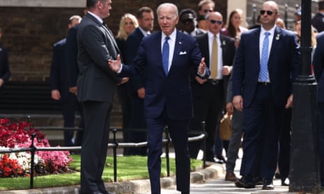 Biden opened his arms as he walked towards Rishi Sunak in Downing Street.
