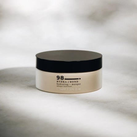 No98 Beauty Hydra Bond hair mask.