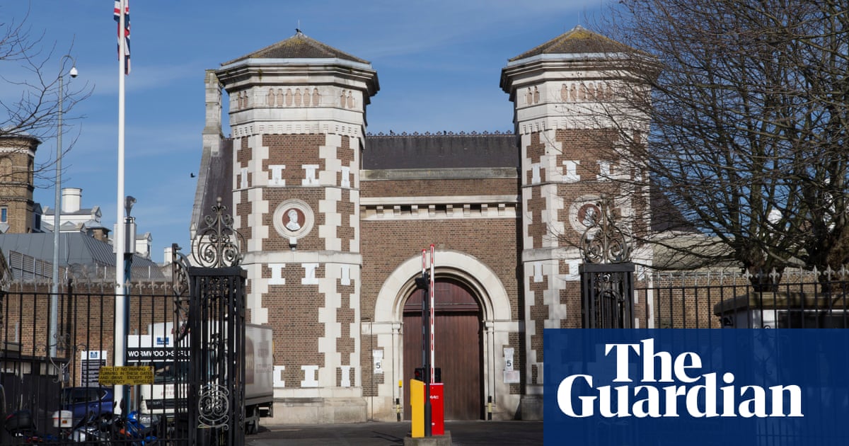 Woman could not stop husband's suicide in London prison due to broken intercom