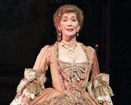 Felicity Lott as The Marschallin in a 1995 staging of Der Rosenkavalier at the Royal Opera House.