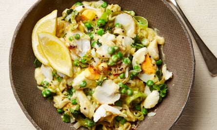 Curried fish with leeks and peas.