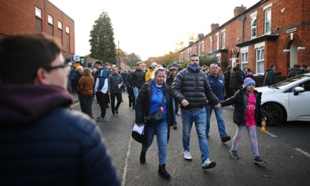 Fans flock to Edgeley Park to watch Stockport