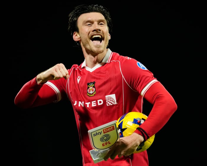 Kieffer Moore hat-trick brings Coventry’s unbeaten run to an end at Wrexham