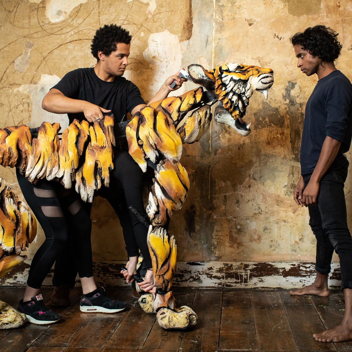 The tiger seems to breathe': Life of Pi comes alive in the West End |  Theatre | The Guardian