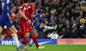 Chelsea's US midfielder Christian Pulisic scores his team's second goal.