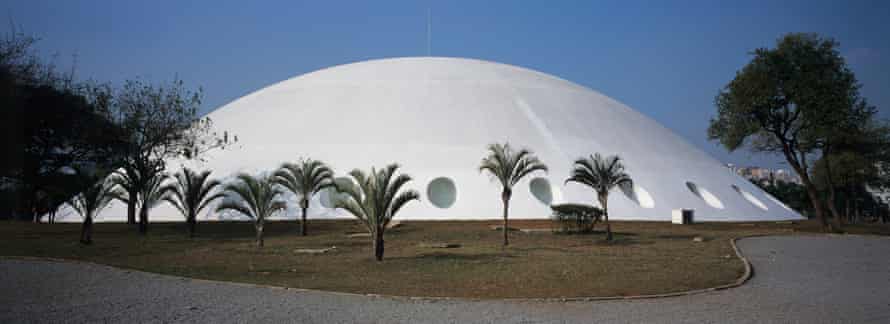 Oscar Niemeyer’s 1950 Ibirapuera Park Auditorium in São Paulo