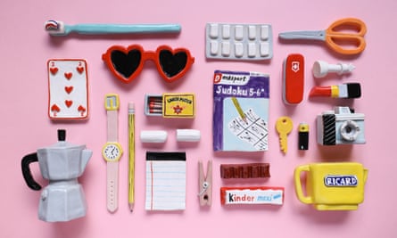 Objets du quotidien en céramique, par Louise Daneels