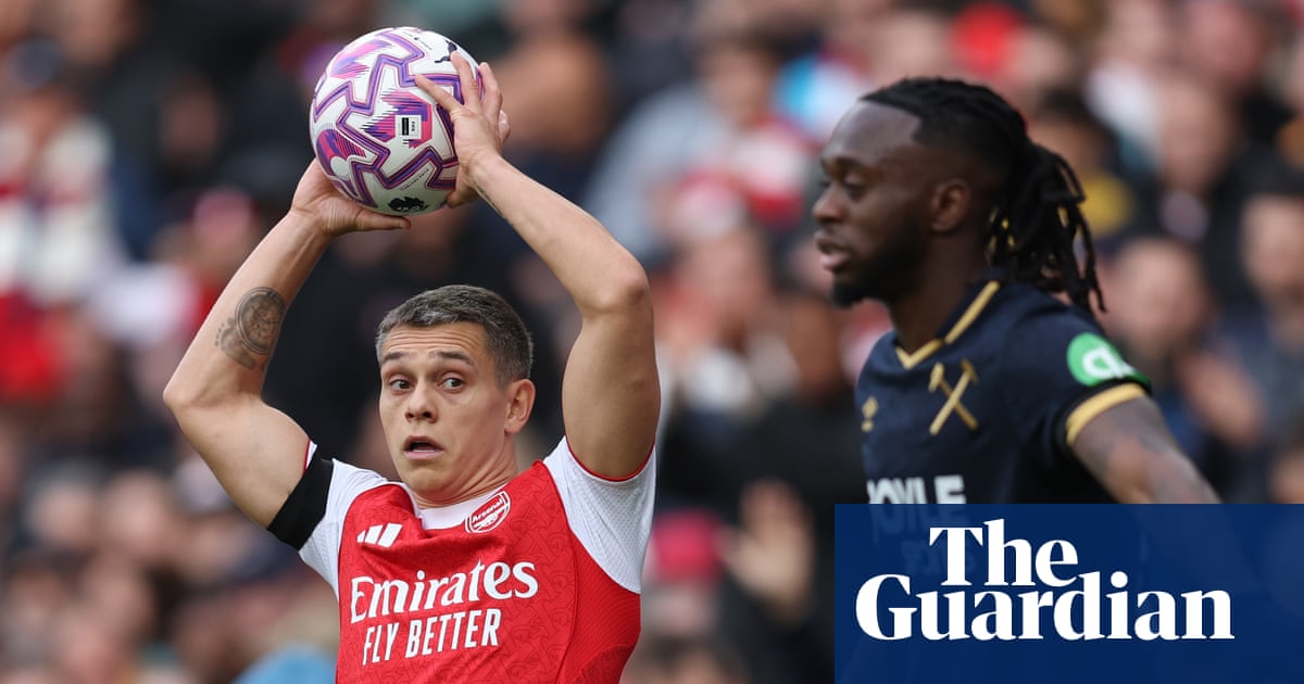 Pitch Points: Are long throws changing soccer, and is Liverpool’s title defence over?