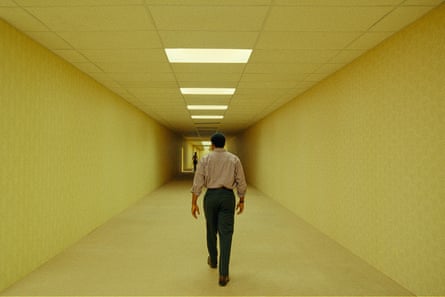 Chiwetel Ejiofor in Backrooms.