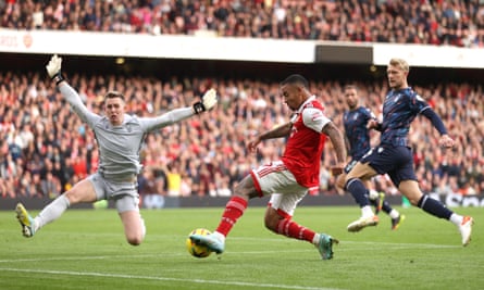 Gabriel Jesus is denied by Dean Henderson