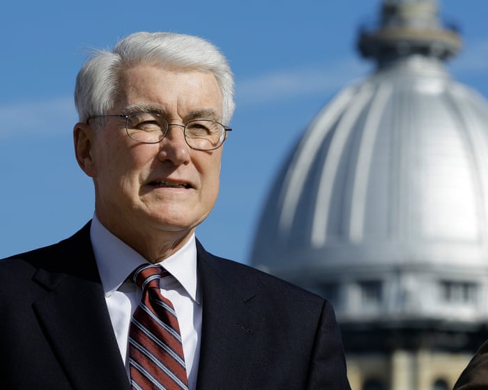 Jim Edgar, two-term former Republican governor of Illinois, dies aged 79