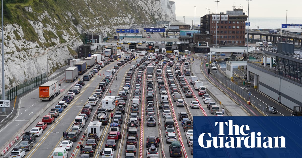Brexit blamed for Dover gridlock on second day of travel chaos