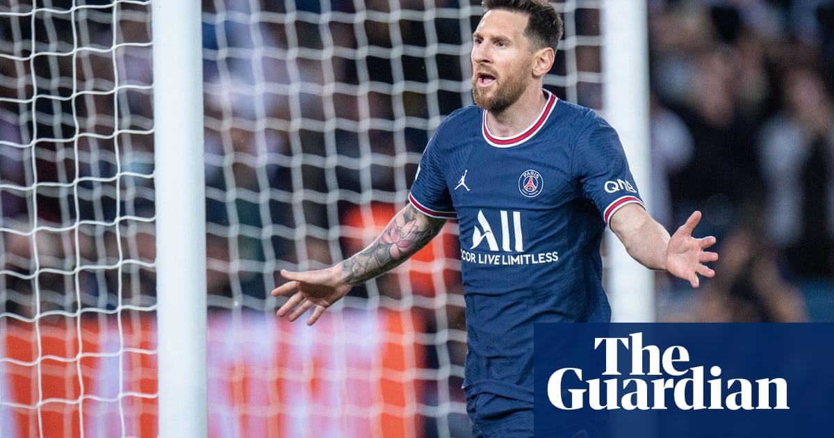 Lionel Messi’s Panenka wins it for PSG after RB Leipzig threaten upset