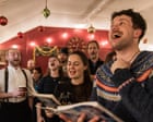 Sheffield risveglia il Natale: pub, teatri e sale celebrano carole locali