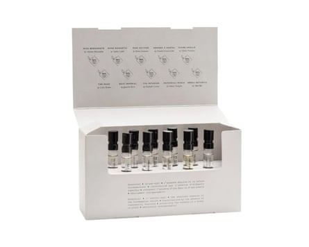 مجموعة اكتشاف Essential Parfums