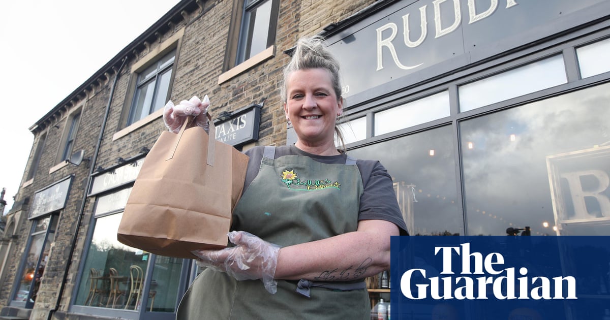 Free school meals campaign takes off in England – in pictures