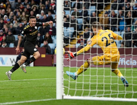 Jesus scores Manchester City’s fourth goal.