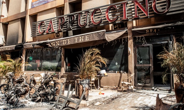 بلمختار يتولى قيادة المتشددين في أفريقيا لتنظيم هجمات متطرفة متطورة بلمختار يتولى قيادة المتشددين في أفريقيا لتنظيم هجمات متطرفة متطورة