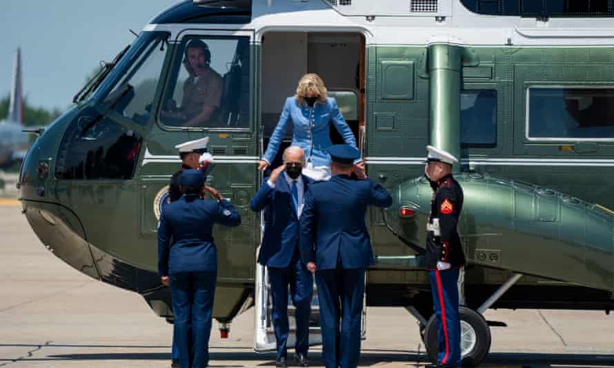 Joe Biden and First Lady Jill Biden step off Marine One prior to receiving a briefing on interagency efforts to prepare for and respond to hurricanes this season at Joint Base Andrews in Maryland, USA. 18 May 2022. The First Lady is departing on a trip to Ecuador.