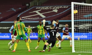 West Ham United’s Jarrod Bowen (left) puts the Hammers ahead.