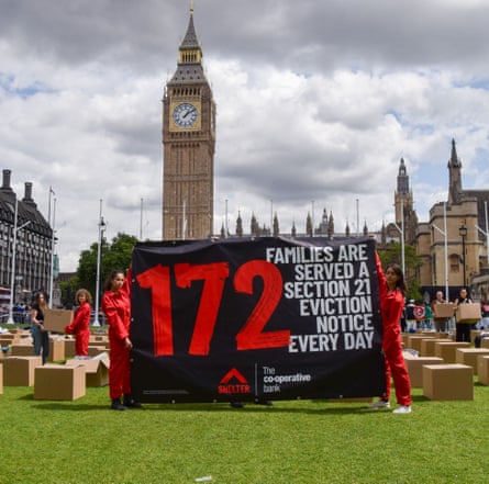 Big Ben in the background with protesters holding a sign saying ‘172 families are served a section 21 eviction notice every day’.