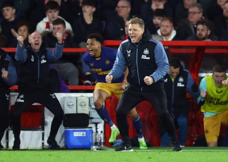 Newcastle United manager Eddie Howe celebrates after Alexander Isak scores their second goal.