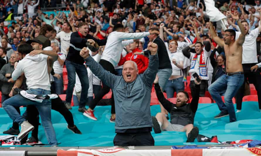 wallpapers England Germany Fans 2