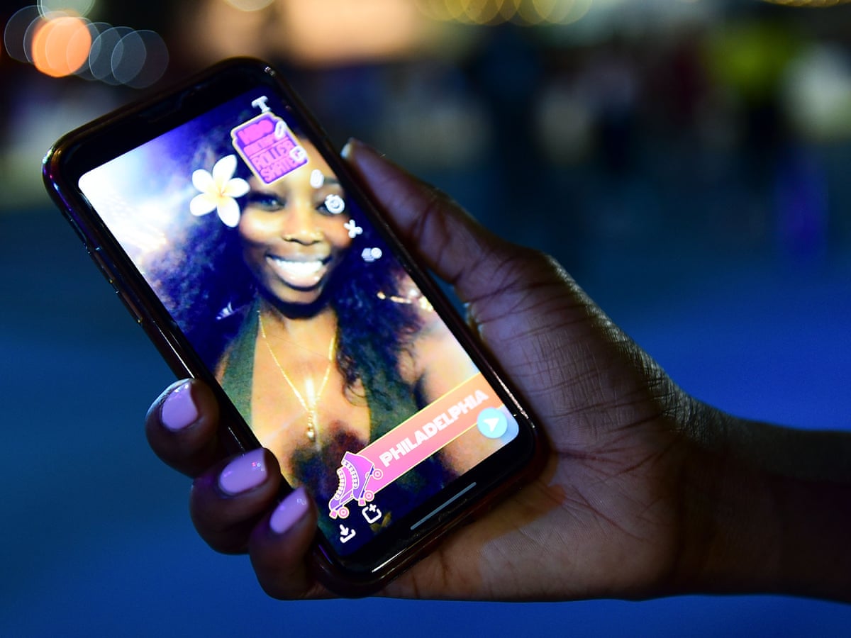 Snapchat Photo Filters Linked To Rise In Cosmetic Surgery Requests