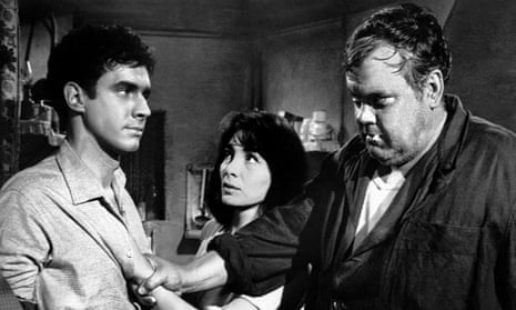 Bradford Dillman, left, with Juliette Greco and Orson Welles in Richard Fleischer’s Crack in the Mirror, 1960. 