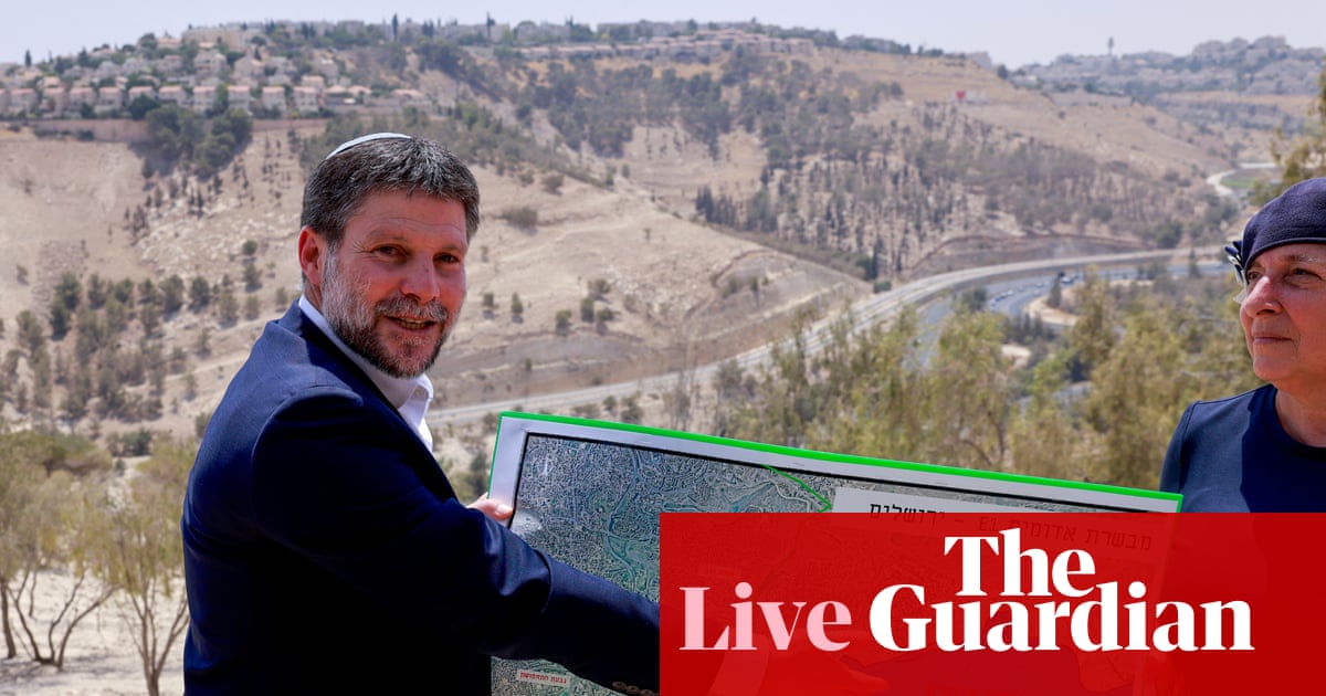 Several Palestinian people reported injured in overnight attack by Israeli settlers in West Bank