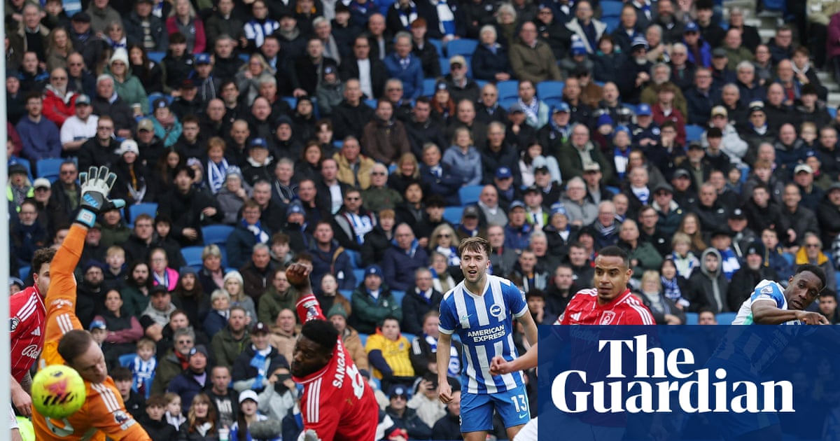 Welbeck earns Brighton win to leave Nottingham Forest two points off drop zone