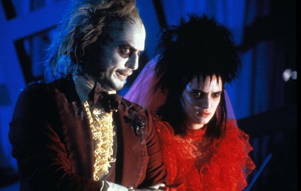 Actors Michael Keaton and Winona Ryder in Beetlejuice (1988)