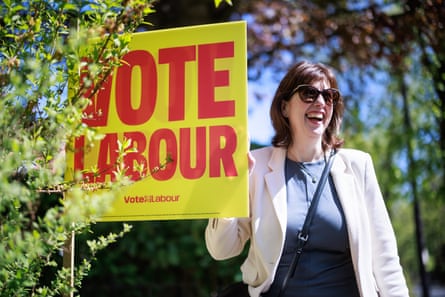 ‘Vote Labour’