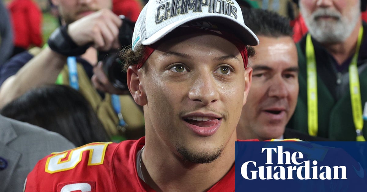 Patrick Mahomes agrees 10-year deal with Chiefs worth $503m