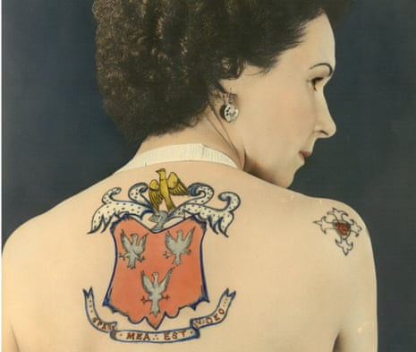 Jessie Knight with her family crest on her back.