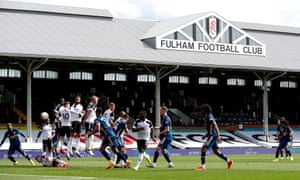 Arsenal’s Willian (right) sees his free-kick hit the post .