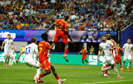 Yoane Wissa heads straight at the keeper.