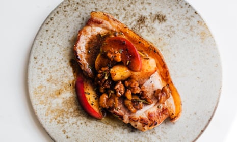 Autumn treat: pork escalope with apples and walnuts.